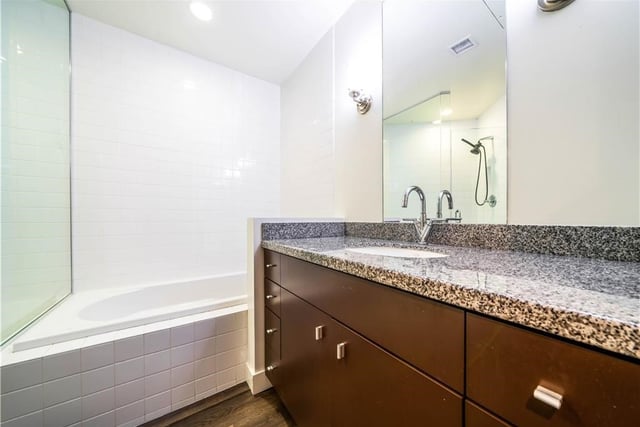 1100 Wilshire 2707, Los Angeles, CA 90017 — photo 17 of 26