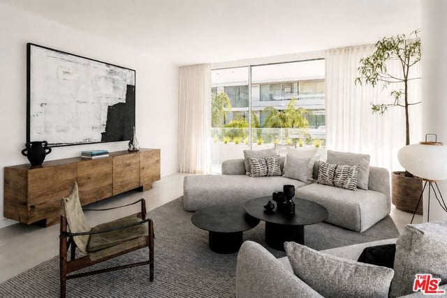9200 Wilshire Blvd 201W, Beverly Hills, CA 90212 — photo 2 of 26