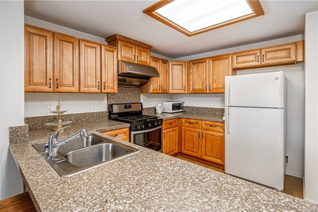 11 S 3rd 503, Alhambra, CA 91801 — photo 6 of 13