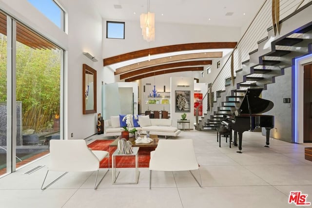 624 23rd Street, Santa Monica, CA 90402 — photo 3 of 53