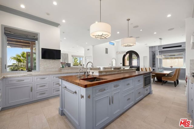 1380 Summitridge Place, Beverly Hills, CA 90210 — photo 4 of 28