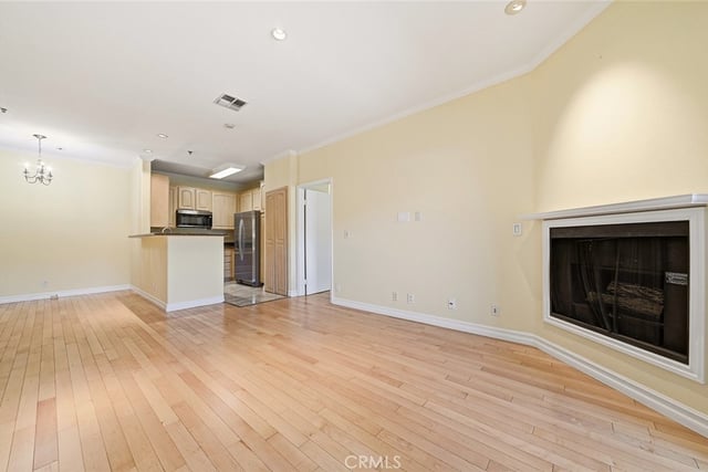 300 N El Molino Avenue N 107, Pasadena, CA 91101 — photo 6 of 37