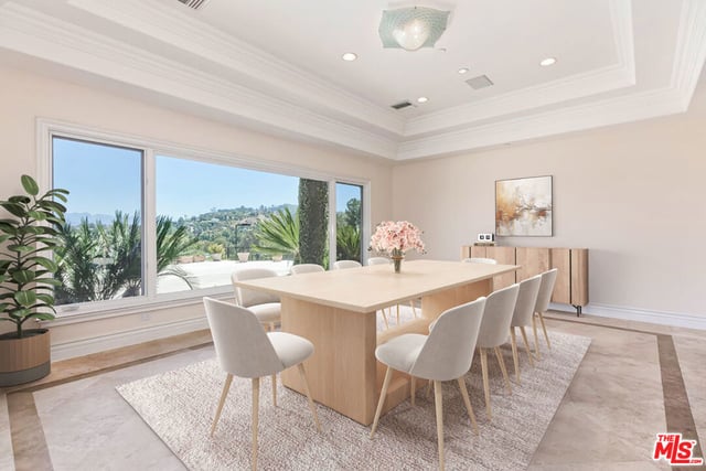11971 Lockridge Road, Studio City, CA 91604 — photo 13 of 33