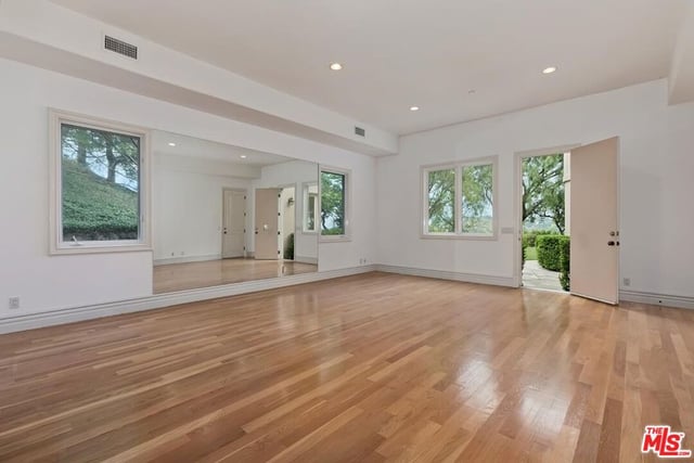 11971 Lockridge Road, Studio City, CA 91604 — photo 30 of 33