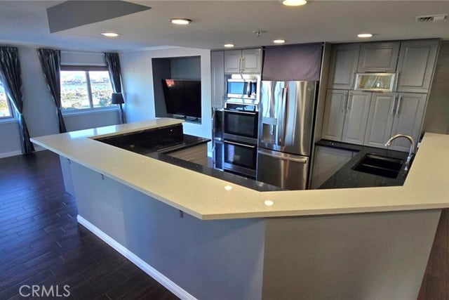 525 E Seaside Way 1509, Long Beach, CA 90802 — photo 16 of 57