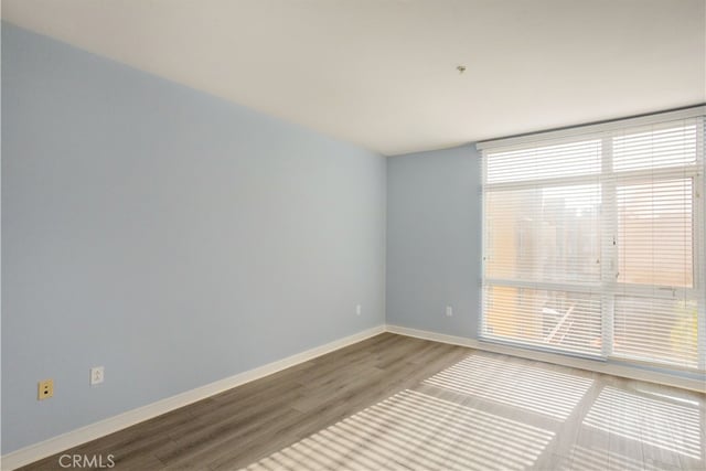21301 Erwin 526, Woodland Hills, CA 91367 — photo 4 of 29