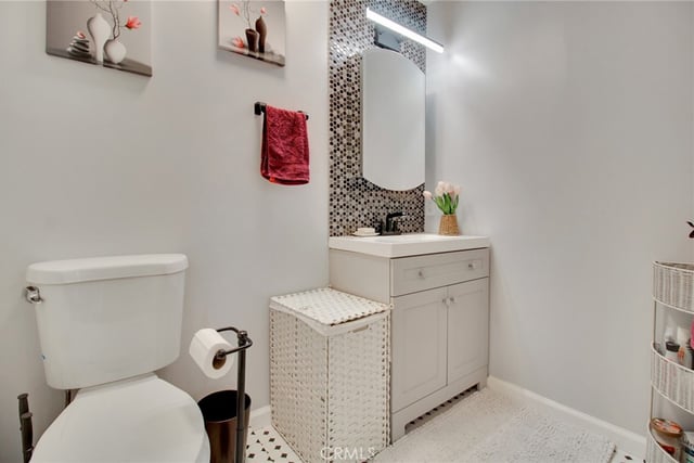 28947 Thousand Oaks Boulevard 238, Agoura Hills, CA 91301 — photo 16 of 30