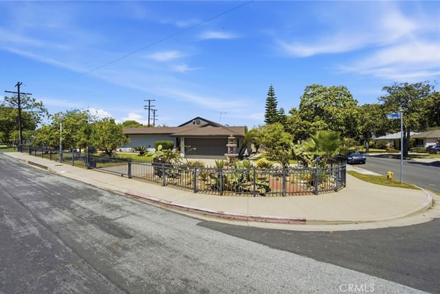 8525 Mcconnell, Los Angeles, CA 90045 — photo 55 of 75