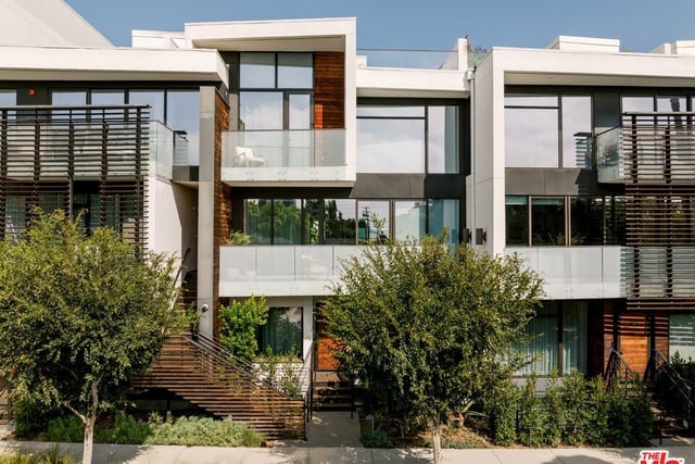 702 N Doheny Drive TH12, West Hollywood, CA 90069 — photo 16 of 17