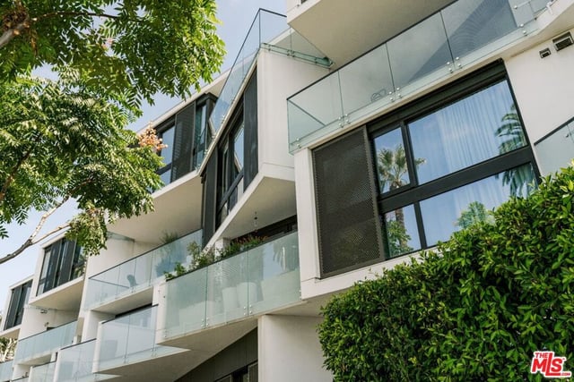 702 N Doheny Drive 101, West Hollywood, CA 90069 — photo 13 of 13