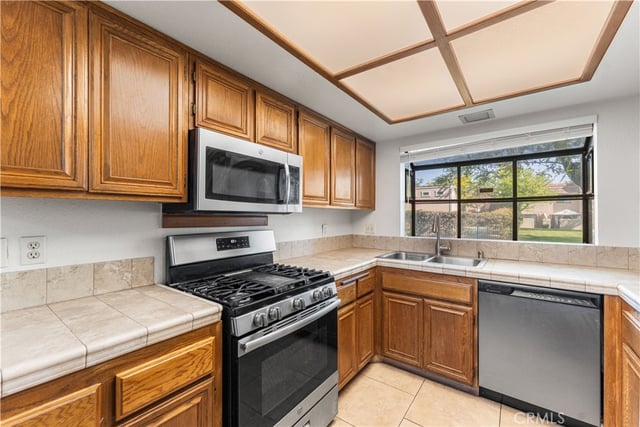 422 W Avenue J5 32, Lancaster, CA 93534 — photo 24 of 28