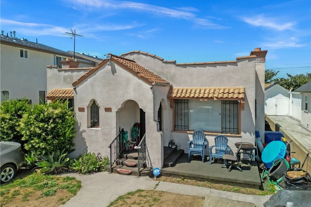 4227 Walton Avenue, Los Angeles, CA 90037 — photo 8 of 13