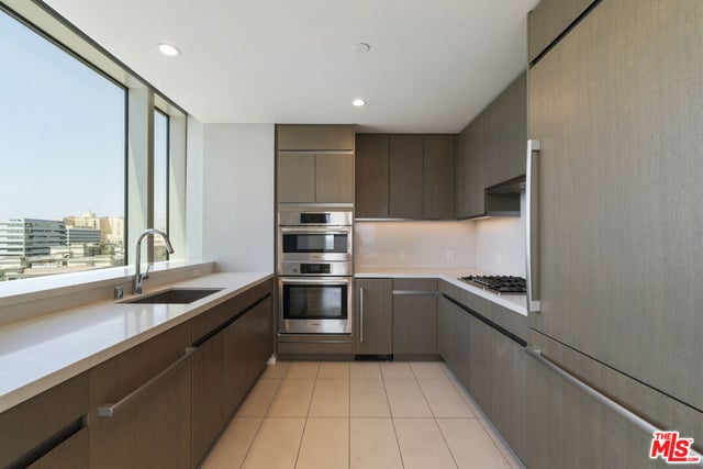 889 Francisco Street 1206, Los Angeles, CA 90017 — photo 10 of 39