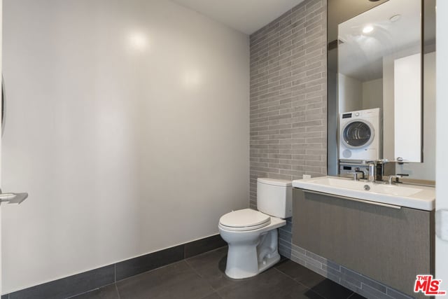 889 Francisco Street 1206, Los Angeles, CA 90017 — photo 26 of 39