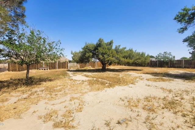 15707 Lanfair Avenue, Lancaster, CA 93535 — photo 20 of 26