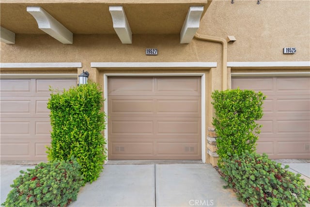 19527 Opal lane, Saugus, CA 91350 — photo 4 of 54