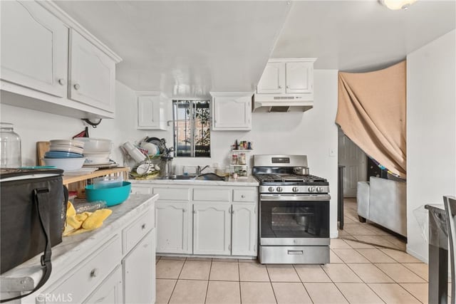 6118 S Main, Los Angeles, CA 90003 — photo 10 of 43