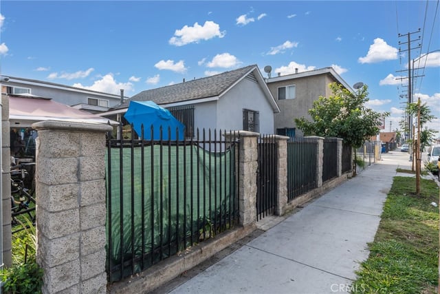 6118 S Main, Los Angeles, CA 90003 — photo 2 of 43
