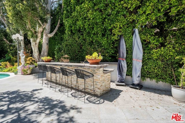 915 Hartford Way, Beverly Hills, CA 90210 — photo 40 of 46