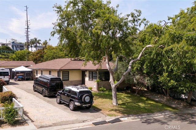 23211 Doris, Torrance, CA 90505 — photo 4 of 14
