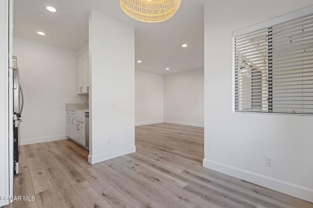 98 Maegan Place 6, Thousand Oaks, CA 91362 — photo 7 of 28