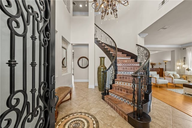 30308 Mallorca Place, Castaic, CA 91384 — photo 4 of 75