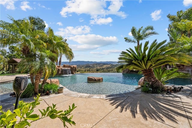 30308 Mallorca Place, Castaic, CA 91384 — photo 45 of 75