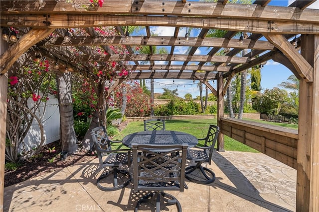 30308 Mallorca Place, Castaic, CA 91384 — photo 49 of 75