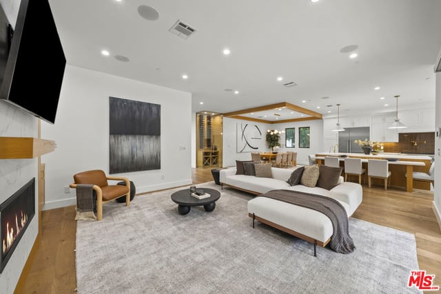 5314 Willis Avenue, Sherman Oaks, CA 91411 — photo 20 of 64
