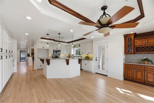 10513 Pangborn Avenue, Downey, CA 90241 — photo 8 of 74