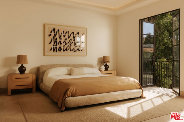 906 N Beverly Drive, Beverly Hills, CA 90210 — photo 17 of 23