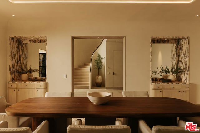 906 N Beverly Drive, Beverly Hills, CA 90210 — photo 7 of 23