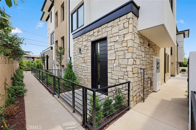 828 Sunset Boulevard B, Arcadia, CA 91007 — photo 7 of 47