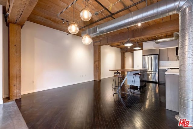 530 S Hewitt Street 126, Los Angeles, CA 90013 — photo 16 of 47