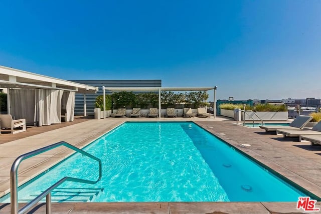 530 S Hewitt Street 126, Los Angeles, CA 90013 — photo 44 of 47