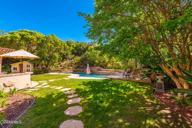 331 Briar Bluff Circle, Thousand Oaks, CA 91360 — photo 34 of 40