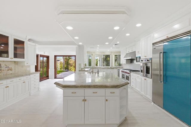 24756 Eilat Street, Woodland Hills, CA 91367 — photo 14 of 64