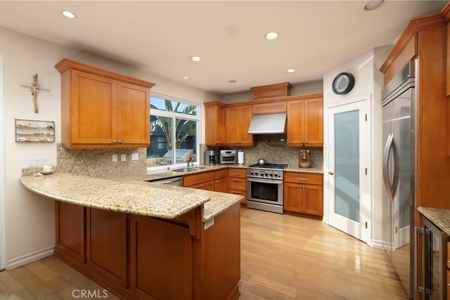 19 Geneva, Long Beach, CA 90803 — photo 18 of 27
