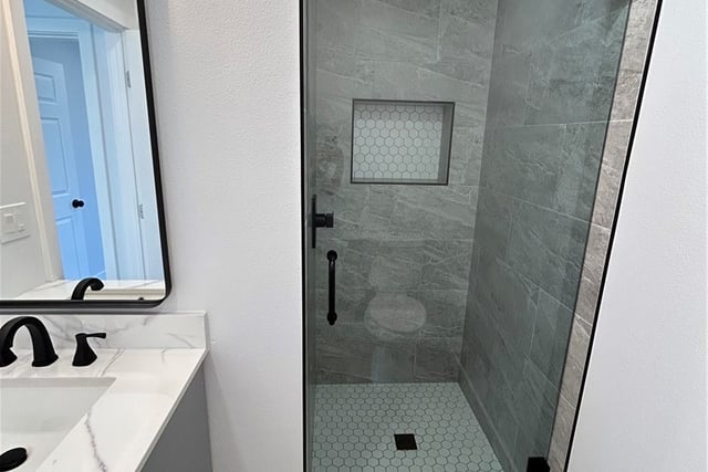 2033 W Burnett Street, Long Beach, CA 90810 — photo 22 of 27