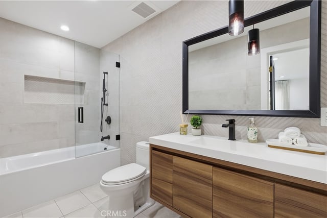 13130 Albers, Sherman Oaks, CA 91401 — photo 26 of 44
