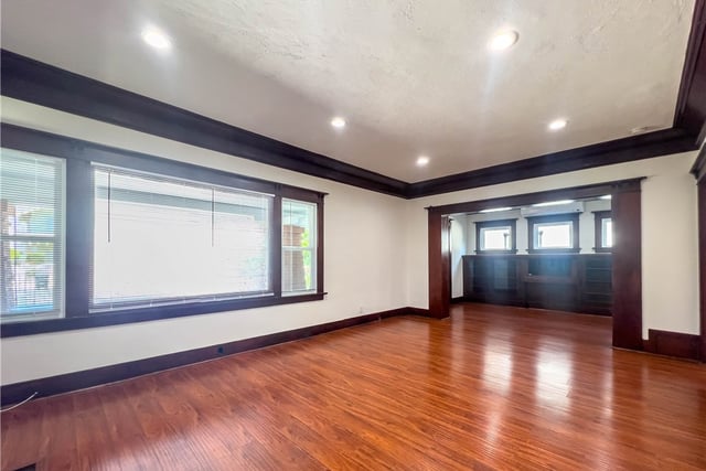 1522 5th Avenue, Los Angeles, CA 90019 — photo 12 of 25