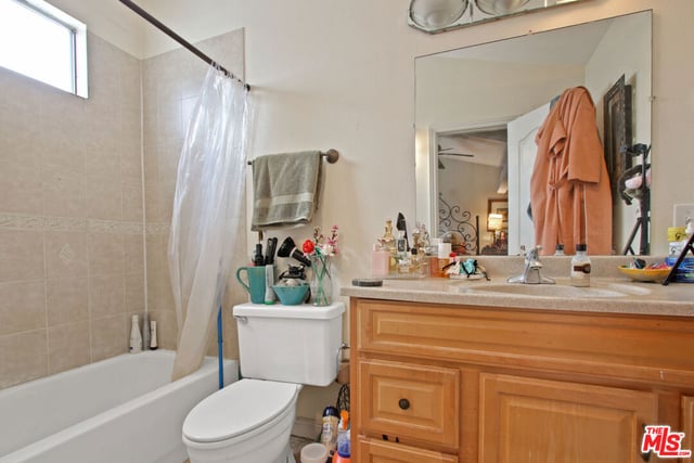 550 W Regent Street 330, Inglewood, CA 90301 — photo 16 of 25