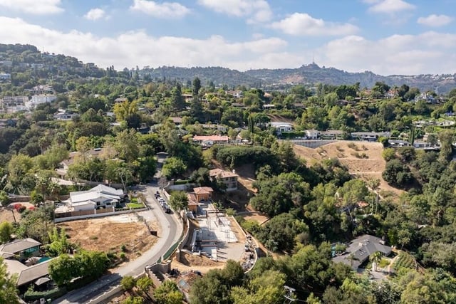 3721 Eureka Drive, Studio City, CA 91604 — photo 38 of 41