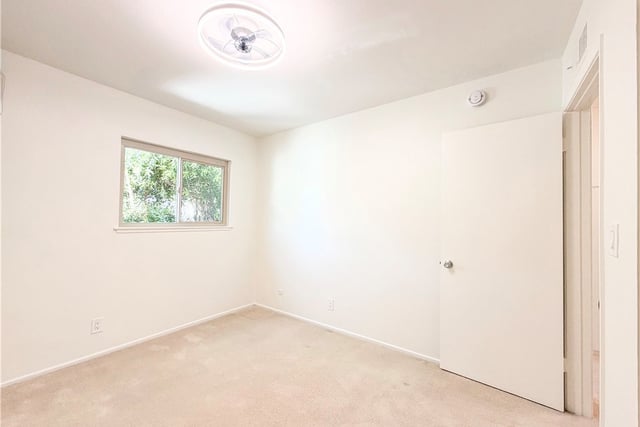 6041 Fountain Park Lane 11, Woodland Hills, CA 91367 — photo 12 of 30