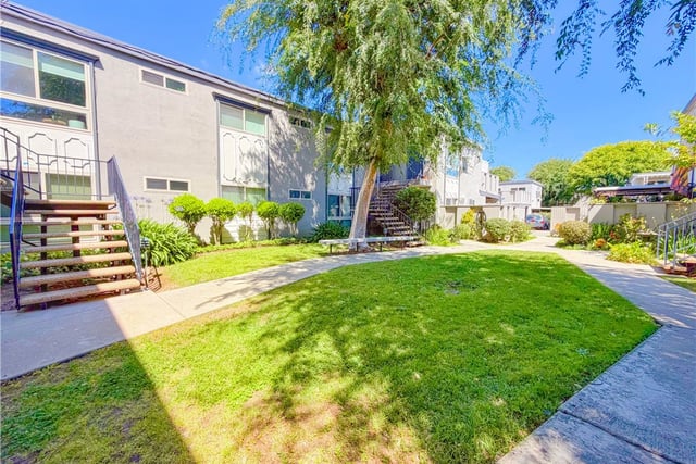 6041 Fountain Park Lane 11, Woodland Hills, CA 91367 — photo 19 of 30