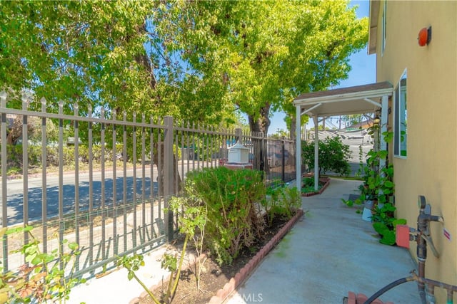 1950 E 97th, Los Angeles, CA 90002 — photo 25 of 38