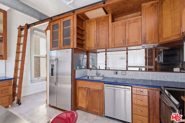 108 W 2nd Street 908, Los Angeles, CA 90012 — photo 10 of 25