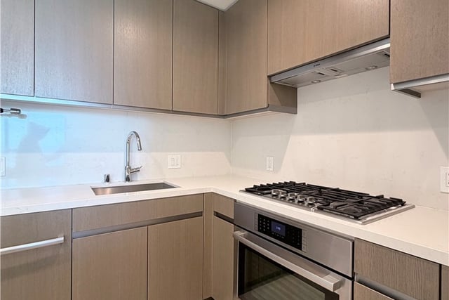 889 Francisco Street 2901, Los Angeles, CA 90017 — photo 12 of 33