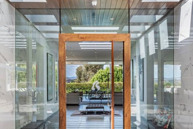 2002 LOMA VISTA Drive, Beverly Hills, CA 90210 — photo 5 of 37