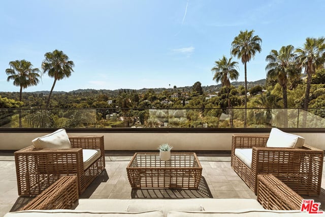 16838 Oak View Drive, Encino, CA 91436 — photo 20 of 49